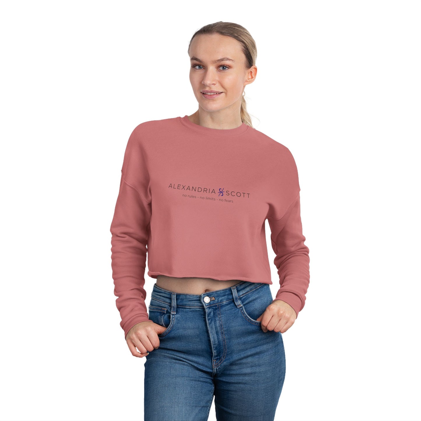 Alexandria Scott Chic Women's Cropped Sweatshirt