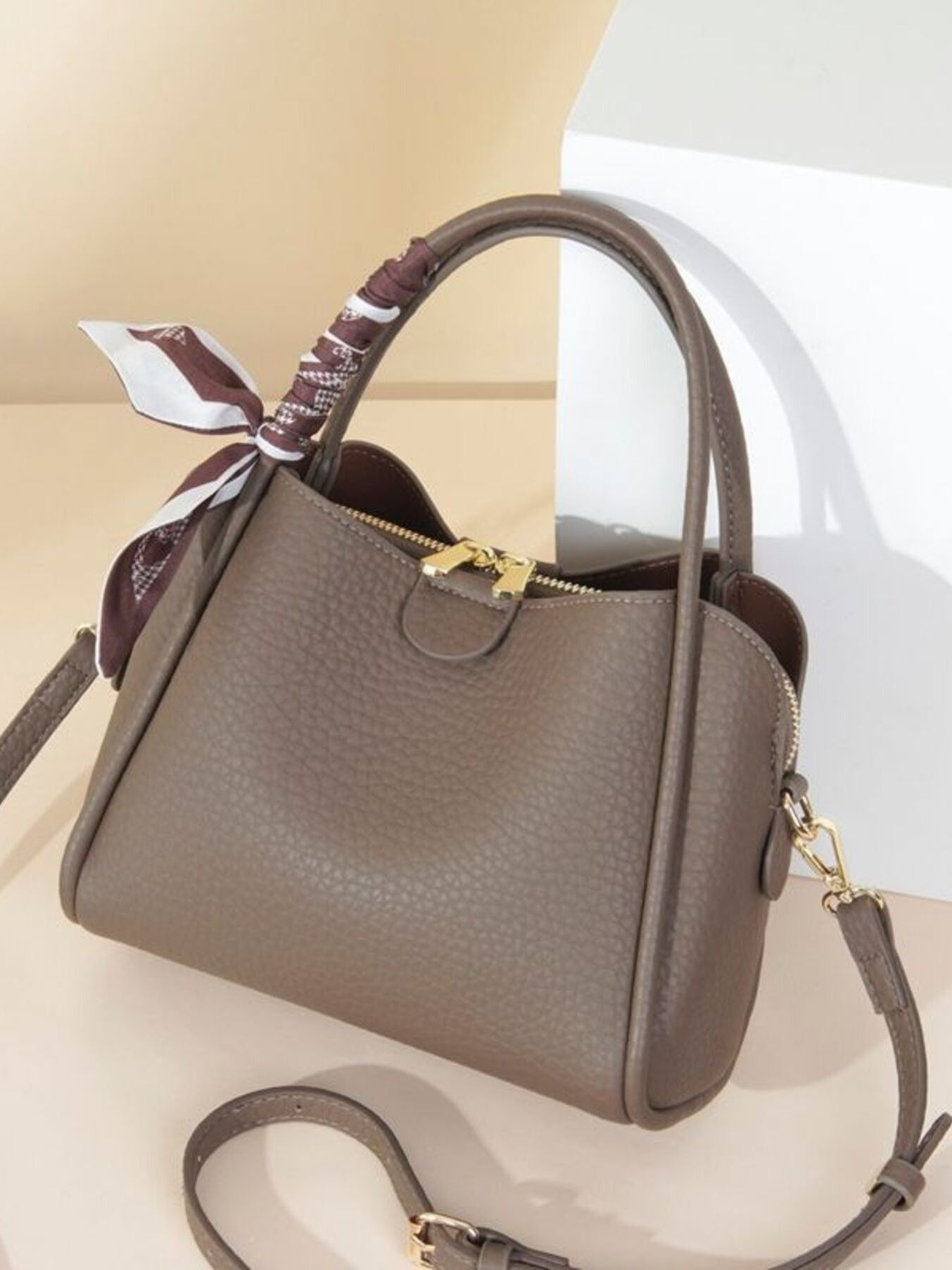 ab94284e100f477bb90924c2602656aa-Max