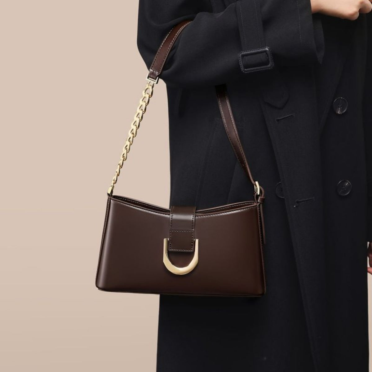 edad5684-6a5d-47d0-b22d-fd5932e2c0e0-Max